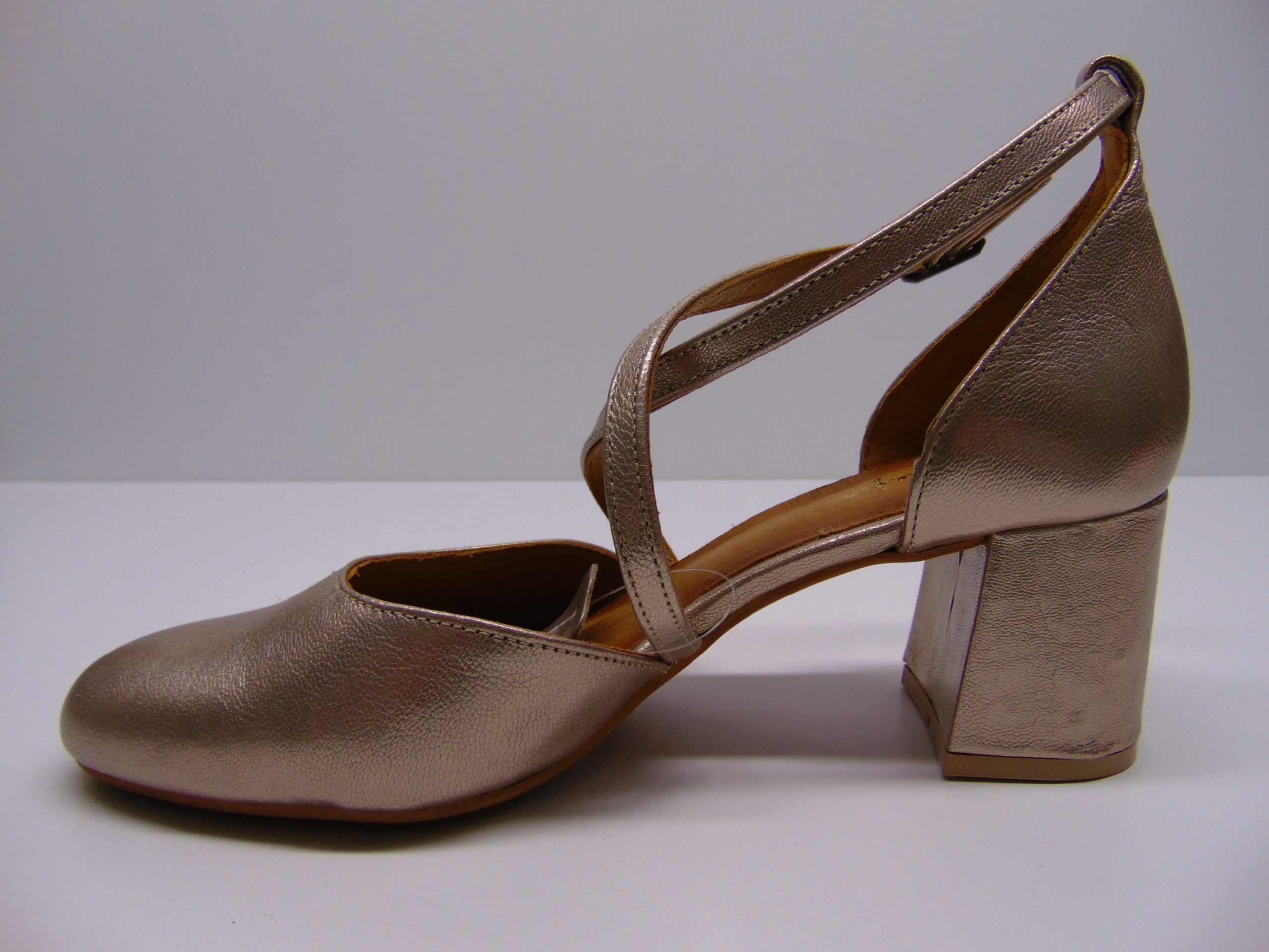cz-enka-maciejka-04070-25-z-ote-buty-na-ka-d-okazj-k2-obuwie