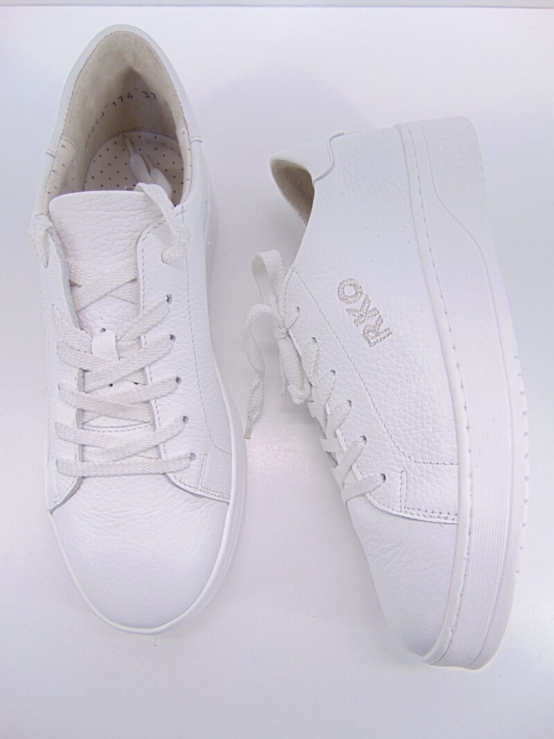 Ryłko sneakersy 0ERM3 AU BLF skóra biały